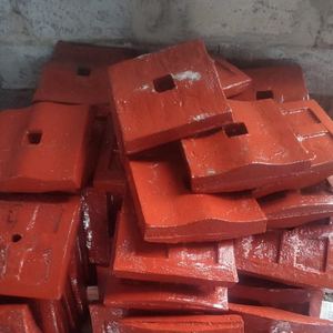 Manganese steel jaw crusher plates, cast and primed at SKS Steel Zambia