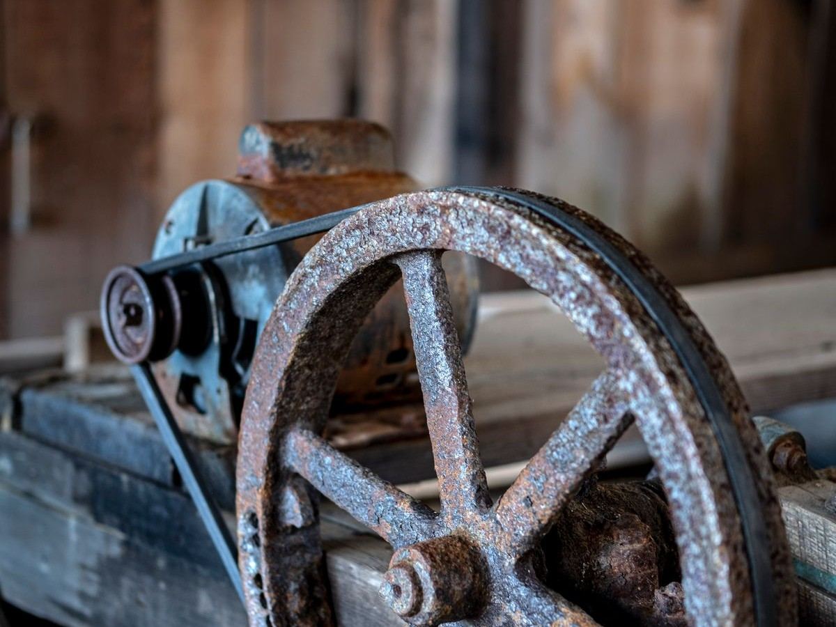 Cast iron flywheel pulley, representative of V-belt pulley sheaves